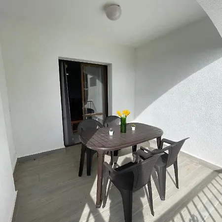 Alpen1 Font Nova Apartment *